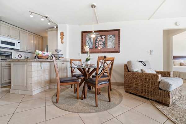 Island Sands Resort 111
