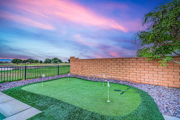 Desert Chill: Pool & Spa at PGA West Stadium