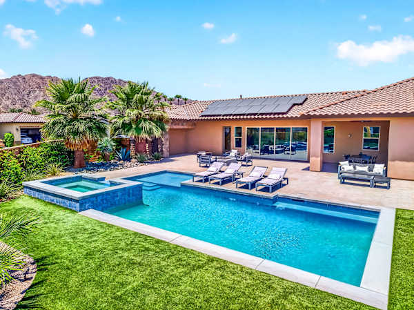 PGA West: Your Poolside & Fire Pit Haven