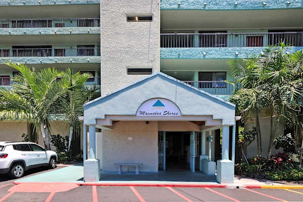 Welcome to Maunaloa Shores!