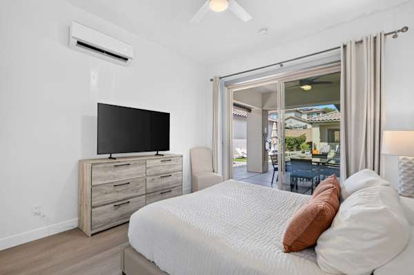 El Encanto: EV Charger, Pool, Spa & BBQ