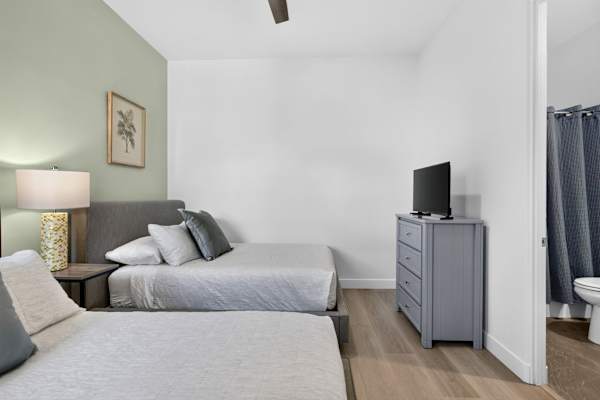 El Encanto: EV Charger, Pool, Spa & BBQ