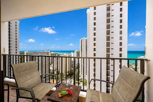 Savor panoramic ocean and city views from your private balcony, the perfect spot to enjoy a morning coffee or an evening toast with a refreshing breeze.