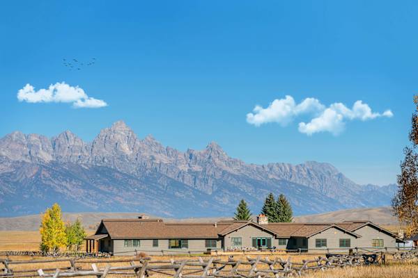 Abode at Grand Teton Vista, Teton views, private hot tub, wildlife