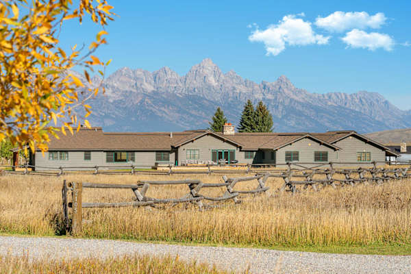 Abode at Grand Teton Vista, Teton views, private hot tub, wildlife