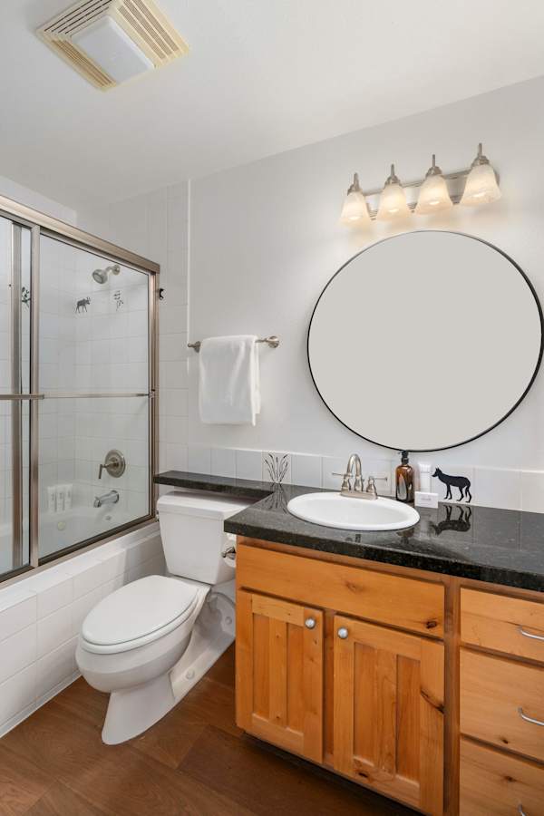 Abode at Sundance, spacious & cozy, walk to lift, hot tub & pool