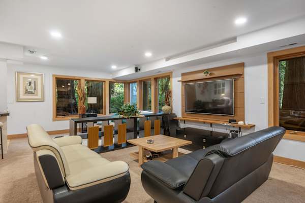 Woodinville Retreat | Decks | BBQ & Fireplace 38 1. Find your favorite spot to sit back and take it easy.