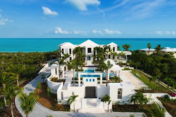Triton Luxury Villa | Luxurious 12 bedroom beach villa on Long Bay Beach
