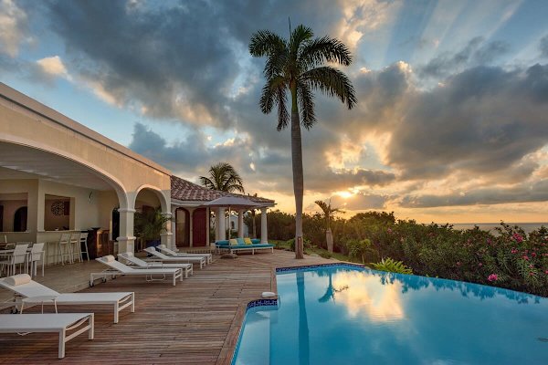 Villa Happy Bay – Secluded Creole Elegance near Grand Case, St. Martin