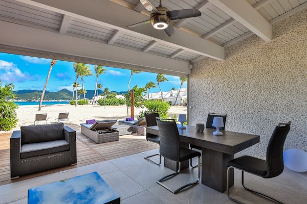 Villa Ski Beach – Romantic Beachfront Condo in Marigot Bay, St. Martin
