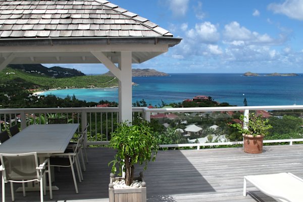 4 bedroom Caribbean home within walking distance from Nikki Beach