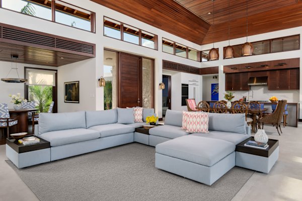 Villa Sundance Turks & Caicos – 6BR Canalfront Villa with Pool, Dock, Gym & Outdoor Kitchen