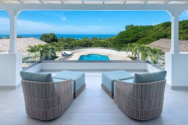 Villa Sea Breeze | Contemporary Luxury with Spectacular West Coast Views