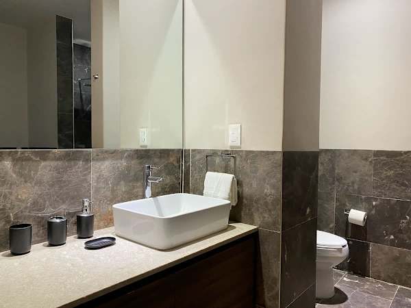 1st bathroom in suite