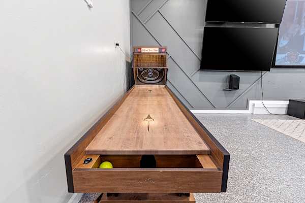Pine Terrace/Hot Tub/Entertainment Garage/6bdrm