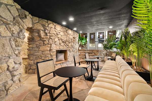 Windrush: Indoor Pool/Hot Tub/Sauna/Arcade
