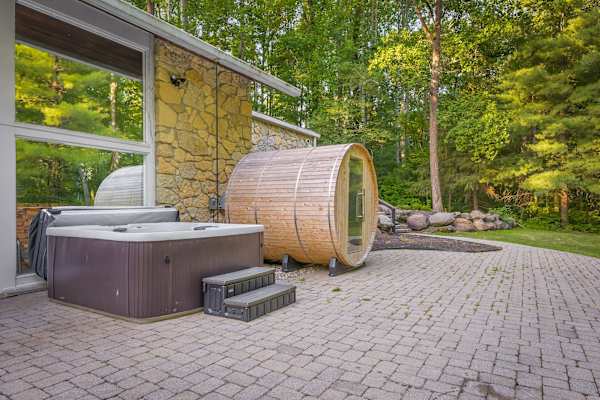 Windrush: Indoor Pool/Hot Tub/Sauna/Arcade