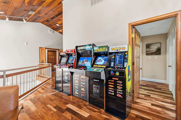 Deer Run Lodge/Indoor Pool/Basketball/Hot Tub