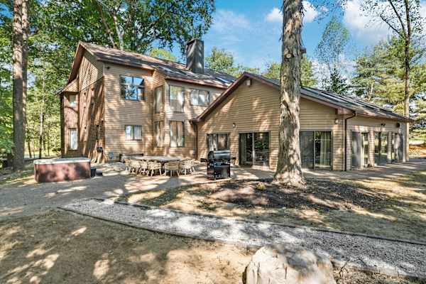 Deer Run Lodge/Indoor Pool/Basketball/Hot Tub
