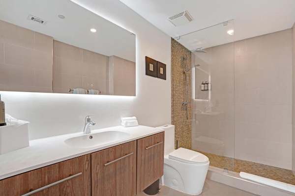 Bright Spacious 2BR Miami Retreat Balcony View