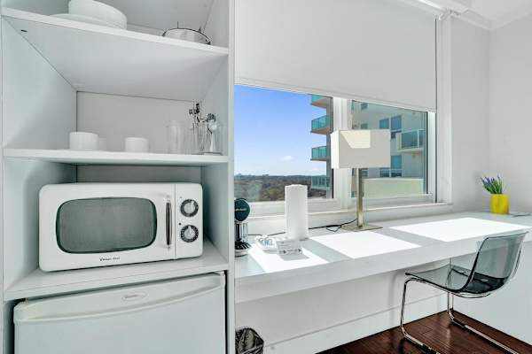 Bay View Studio Retreat in Coconut Grove