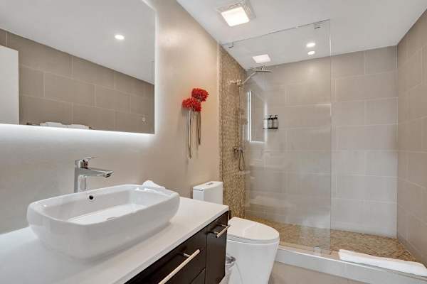 Bay View Studio Retreat in Coconut Grove