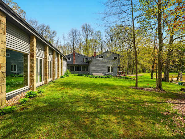 Grand River Estate IndoorPool/Swim Pond/25 Acres
