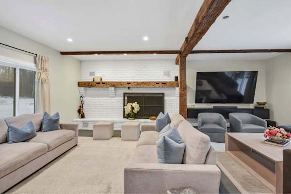 Grand River Estate IndoorPool/Swim Pond/25 Acres