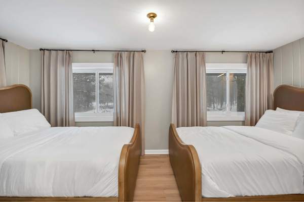 Grand River Estate IndoorPool/Swim Pond/25 Acres