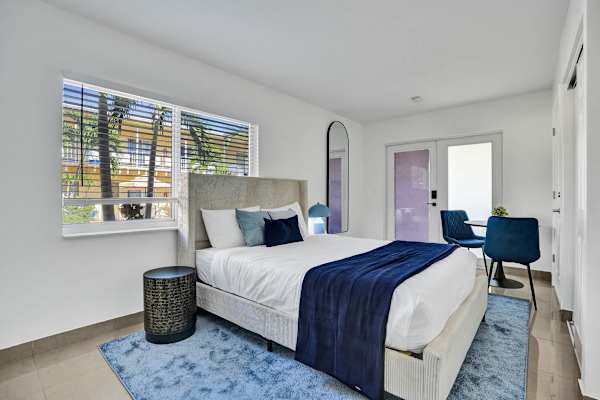 Modern Lake Worth Suite w Patio and Pool
