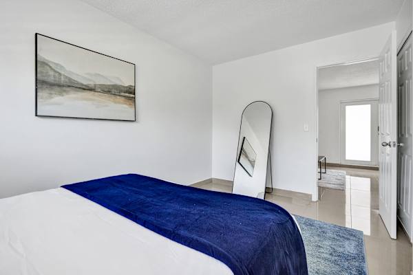 Spacious 1BR Retreat w/ Pool in Lake Worth