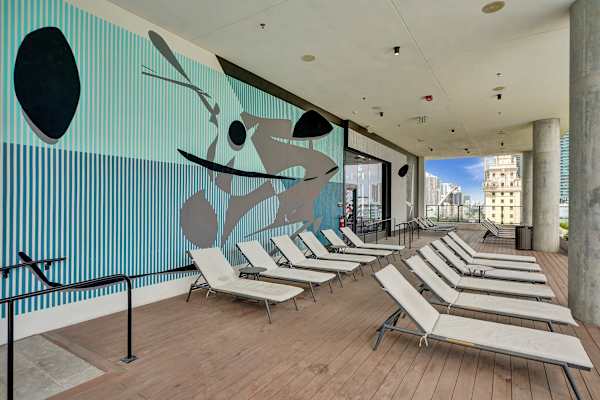 Luxury Miami Studio | City & Bay Views