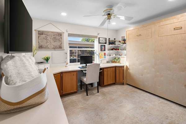 Pool, Bar & Games | Ft Lauderdale Home