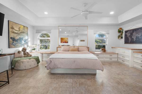 Pool, Bar & Games | Ft Lauderdale Home