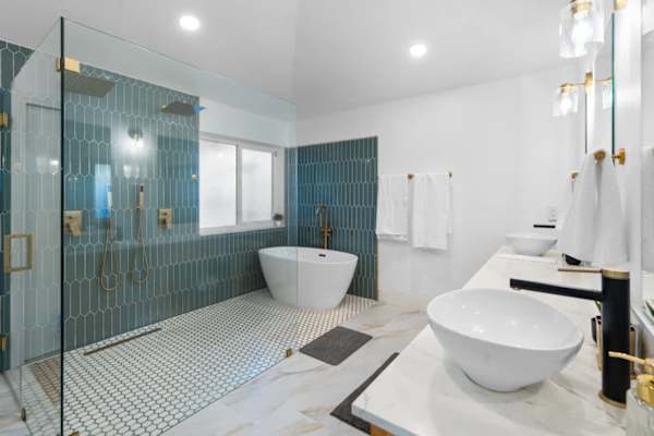 Pool, Bar & Games | Ft Lauderdale Home