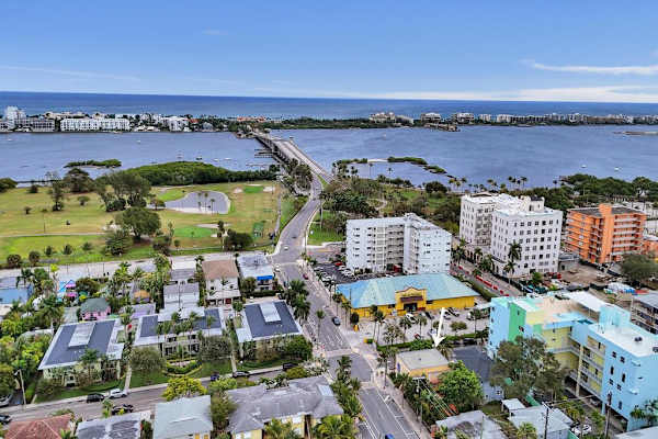 Aerial view of property's prime downtown location