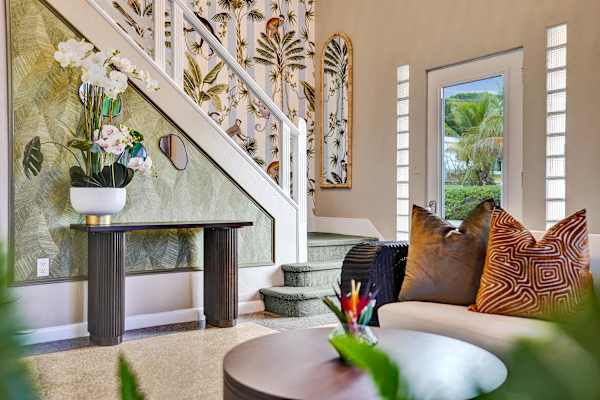 5 Min to Beach, Private 4-Unit Building