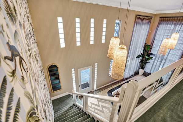 5 Min to Beach, Private 4-Unit Building