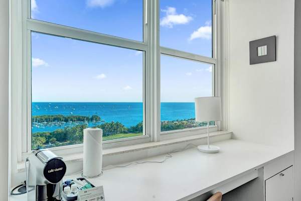 Bay View 2BR at The Arya Coconut Grove