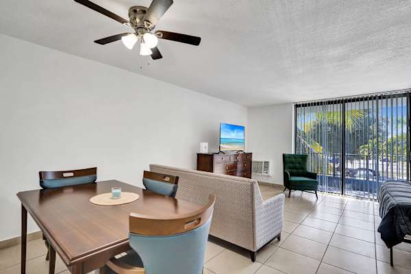 Game Day Getaway Near Hard Rock Stadium