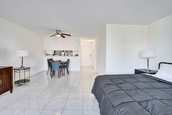 Park Towers Studio Near Hard Rock Stadium