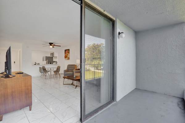 Modern 1BR Getaway Near Hard Rock Stadium