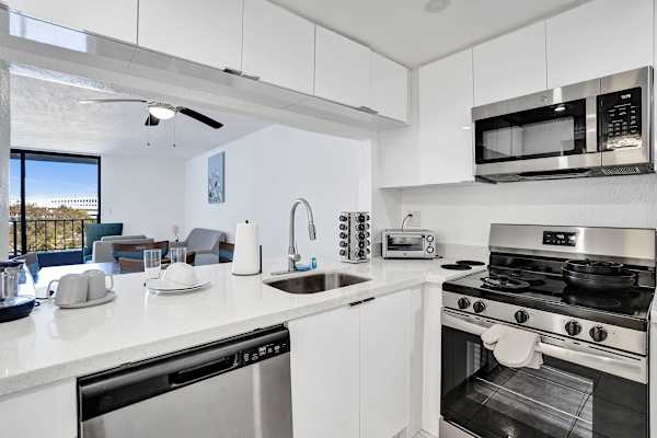 Park Towers Homey 1BR Escape | Hard Rock Stadium