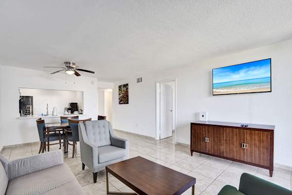Park Towers Homey 1BR Escape | Hard Rock Stadium