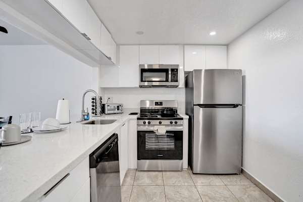 Park Towers Homey 1BR Escape | Hard Rock Stadium