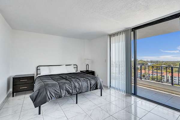 Park Towers 1BR Miami Gardens | Near Stadium