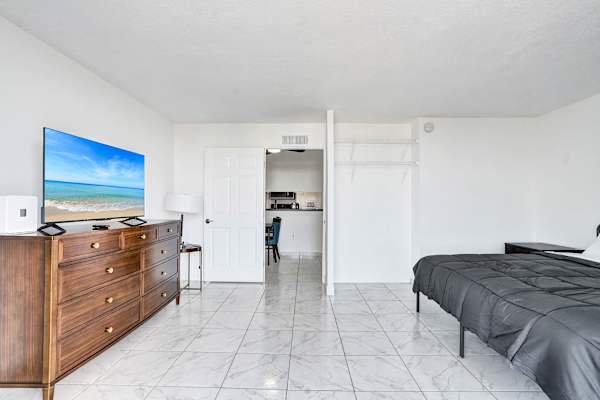 Park Towers 1BR Miami Gardens | Near Stadium