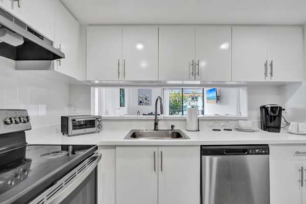 Park Towers 1BR Escape Near Hard Rock