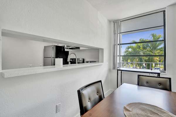 Park Towers 1BR Escape Near Hard Rock