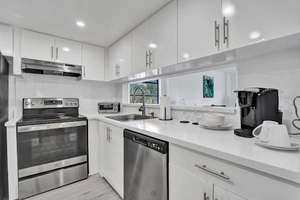 Park Towers 1BR Escape Near Hard Rock